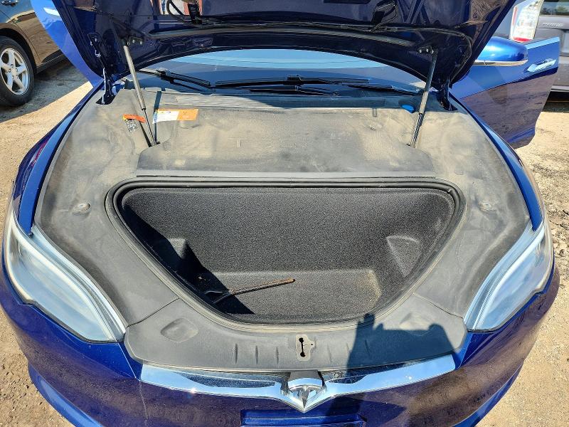 Продажа на аукционе авто 2017 Tesla Model S, vin: 5YJSA1E28HF216875, номер лота: 64471506