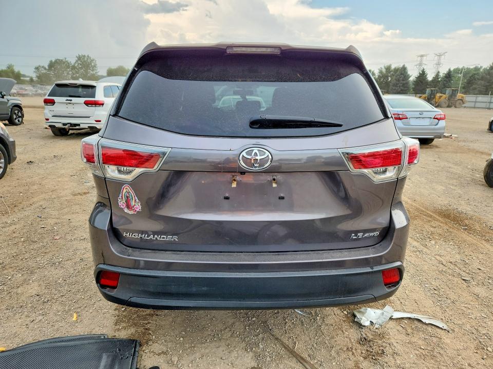65705306 :رقم المزاد ، 5TDBKRFH6FS193572 vin ، 2015 Toyota Highlander مزاد بيع