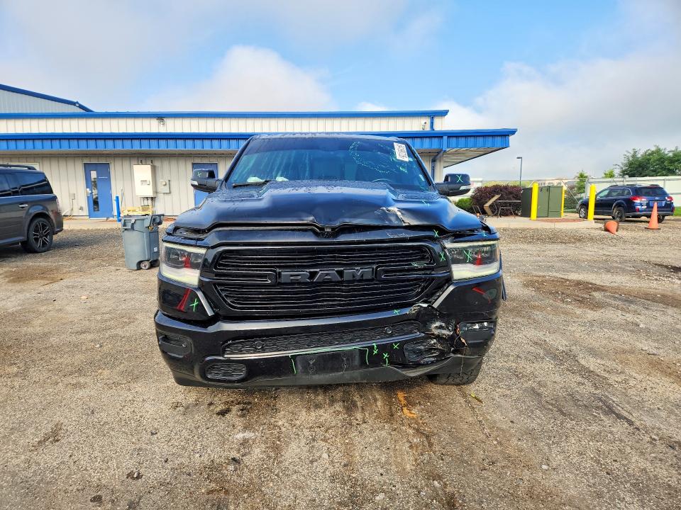 64199726 :رقم المزاد ، 1C6SRFJT8KN586051 vin ، 2019 Ram 1500 مزاد بيع