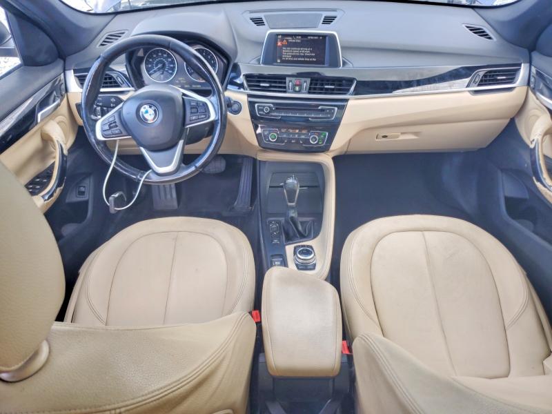 2017 Bmw X1 მანქანა იყიდება აუქციონზე, vin: WBXHT3C33H5F69771, აუქციონის ნომერი: 63989266