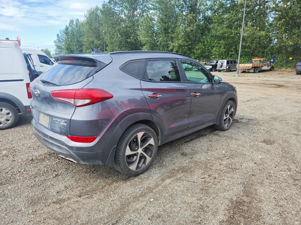 2016 Hyundai Tucson მანქანა იყიდება აუქციონზე, vin: KM8J3CA2XGU179255, აუქციონის ნომერი: 64465136