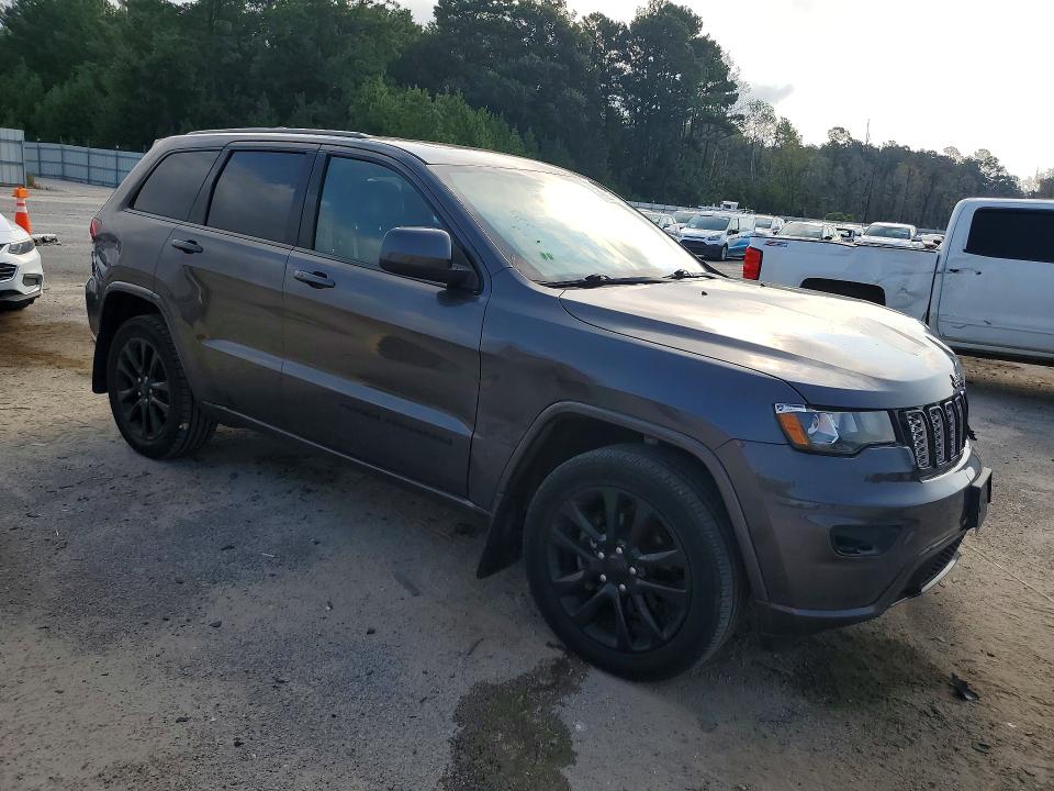 65820016 :رقم المزاد ، 1C4RJFAGXLC255602 vin ، 2020 Jeep Grand Cherokee مزاد بيع