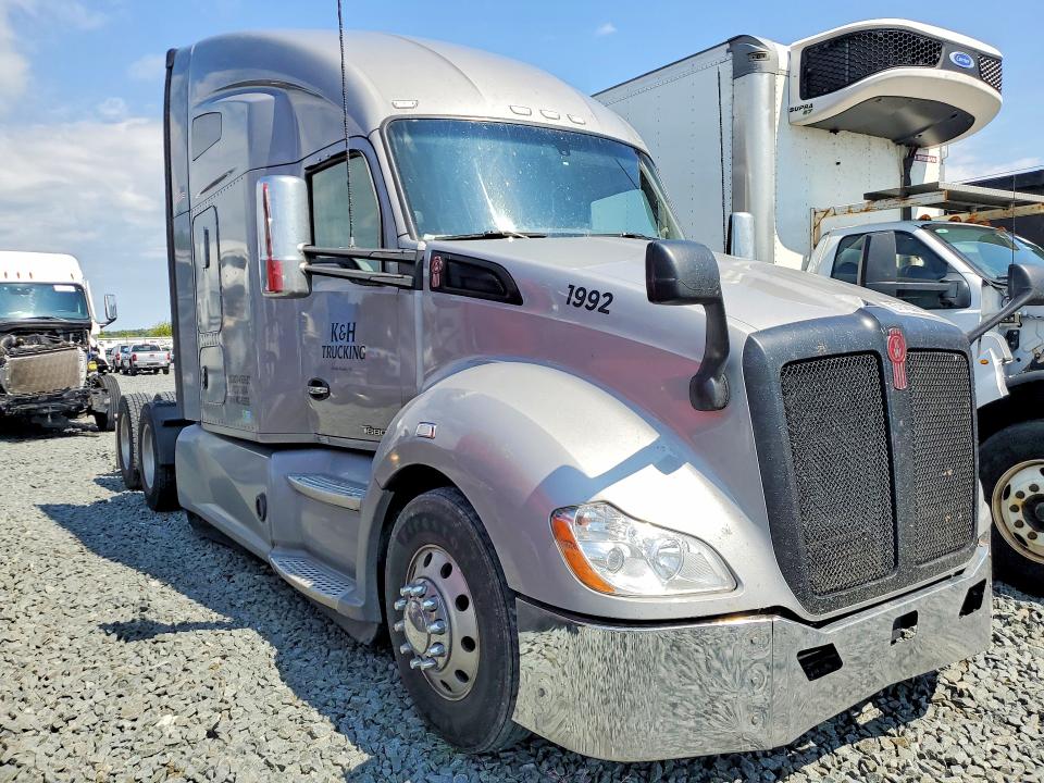 67145366 :رقم المزاد ، 1XKYDP9X8MJ455313 vin ، 2021 Kenworth Construction مزاد بيع