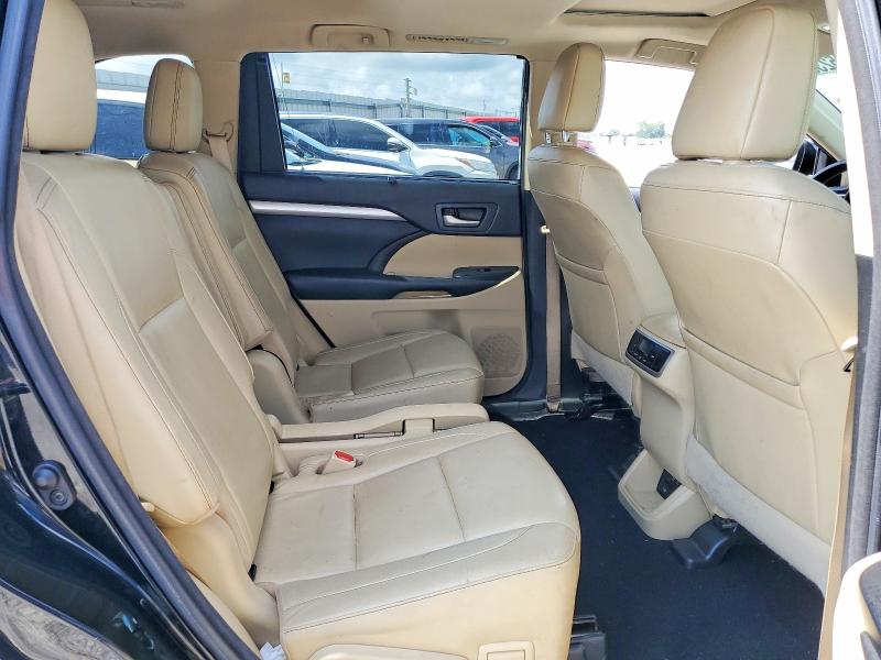 2018 Toyota Highlander მანქანა იყიდება აუქციონზე, vin: 5TDJZRFH7JS531609, აუქციონის ნომერი: 63852386