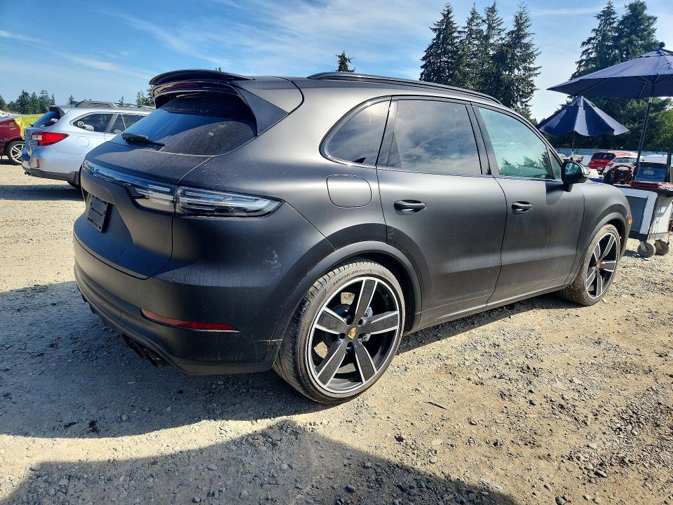 65051956 :رقم المزاد ، WP1AF2AY4MDA36774 vin ، 2021 Porsche Cayenne مزاد بيع