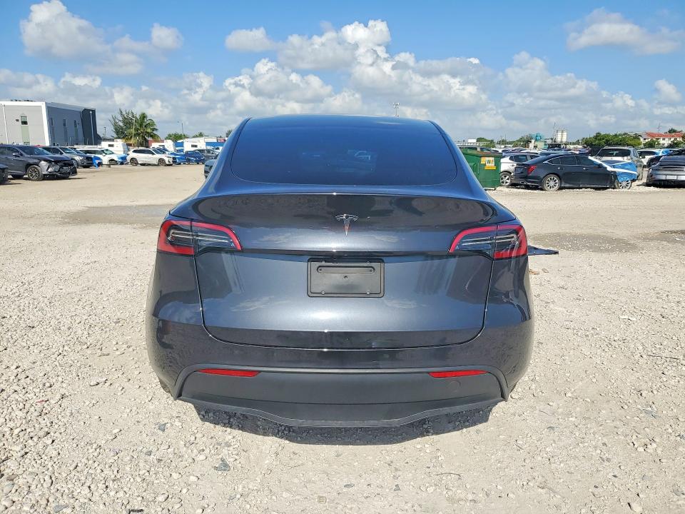 Продаж на аукціоні авто 2025 Tesla Model Y, vin: 7SAYGDED0SA371522, номер лоту: 65283486