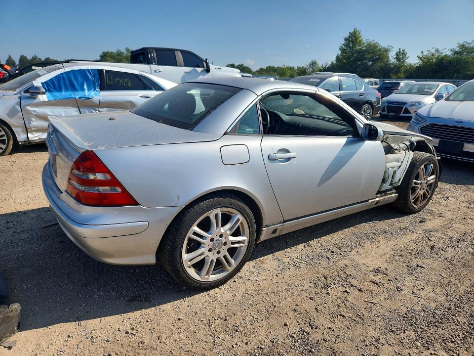 Aukcja sprzedaży 2004 Mercedes-benz Slk, vin: WDBKK65F74F304737, numer aukcji: 66634906