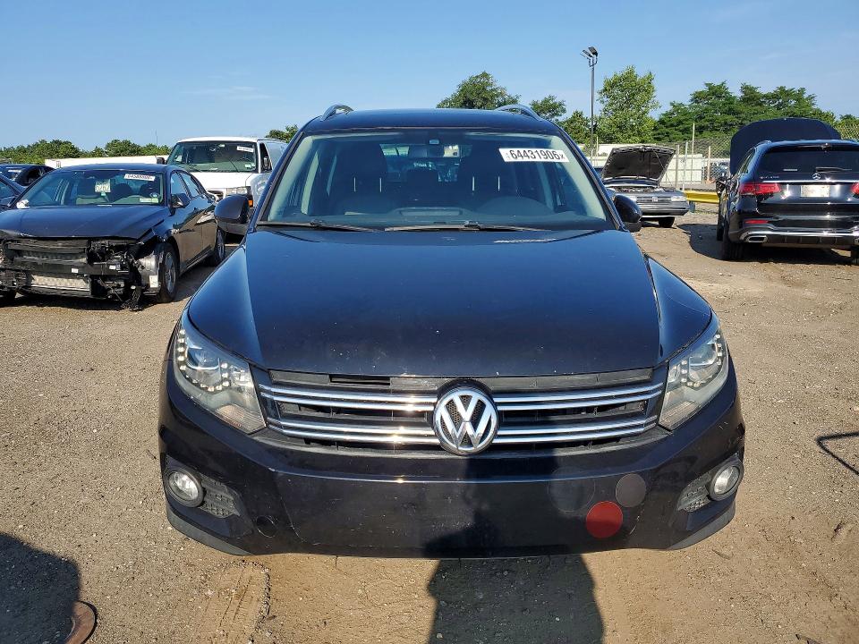 64431906 :رقم المزاد ، WVGBV7AX0GW515176 vin ، 2016 Volkswagen Tiguan مزاد بيع