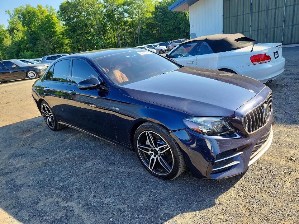 64448216 :رقم المزاد ، WDDZF6EB3HA199737 vin ، 2017 Mercedes-benz E مزاد بيع
