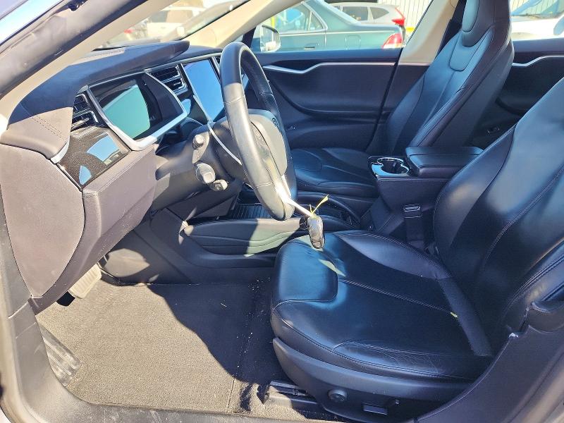 65501856 :رقم المزاد ، 5YJSA1CN4DFP05930 vin ، 2013 Tesla Model S مزاد بيع