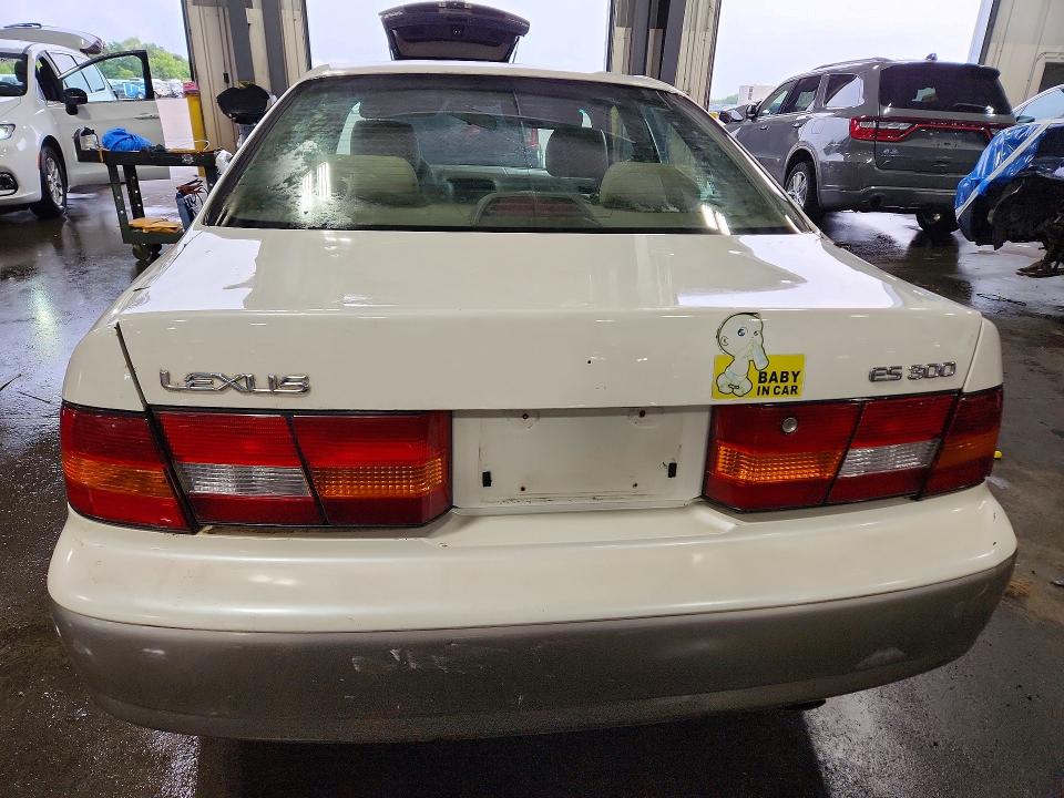 64302316 :رقم المزاد ، JT8BF22G8V5005176 vin ، 1997 Lexus Es مزاد بيع
