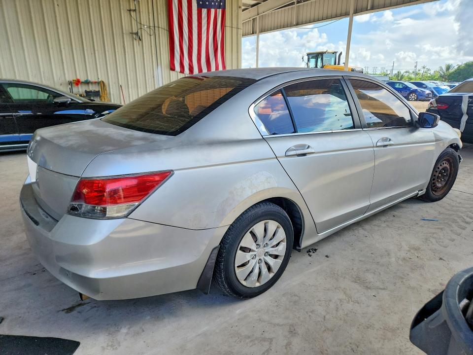 Продаж на аукціоні авто 2009 Honda Accord, vin: 1HGCP26309A090684, номер лоту: 65923826