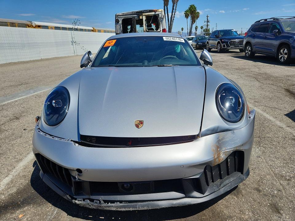 66240116 :رقم المزاد ، WP0AB2A92SS225941 vin ، 2025 Porsche 911 مزاد بيع