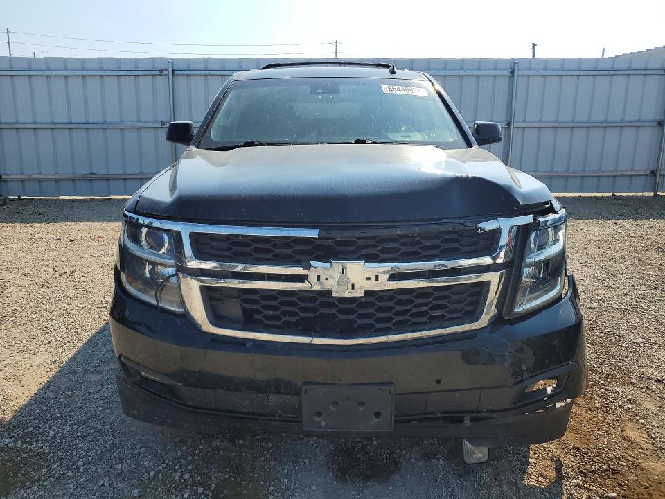 2015 Chevrolet Suburban მანქანა იყიდება აუქციონზე, vin: 1GNSKJKC9FR141998, აუქციონის ნომერი: 66440976