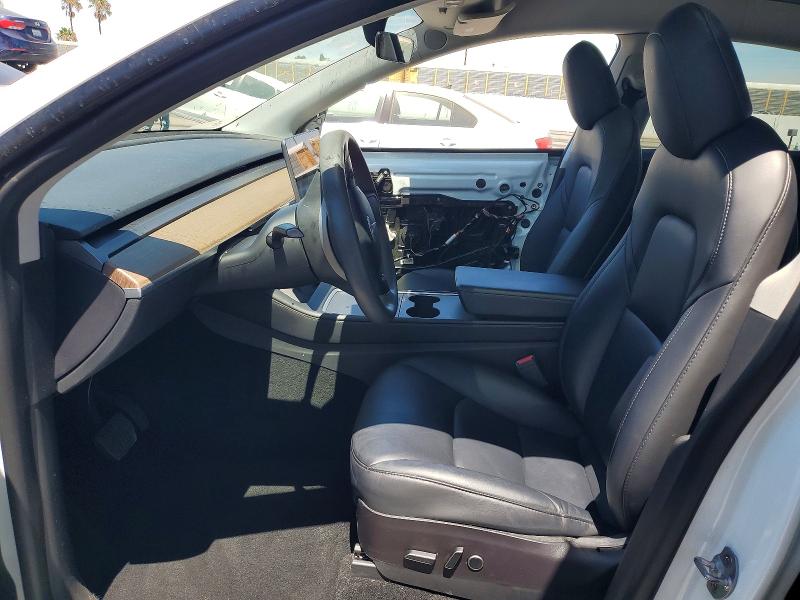 65859086 :رقم المزاد ، 7SAYGDEE4NF556382 vin ، 2022 Tesla Model Y مزاد بيع