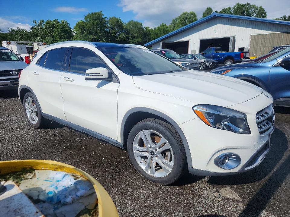 Aukcja sprzedaży 2018 Mercedes-benz Gla, vin: WDCTG4GB8JJ506124, numer aukcji: 63884276