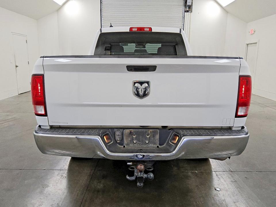 68521466 :رقم المزاد ، 1C6RR6KT6KS746927 vin ، 2019 Ram 1500 Classic مزاد بيع