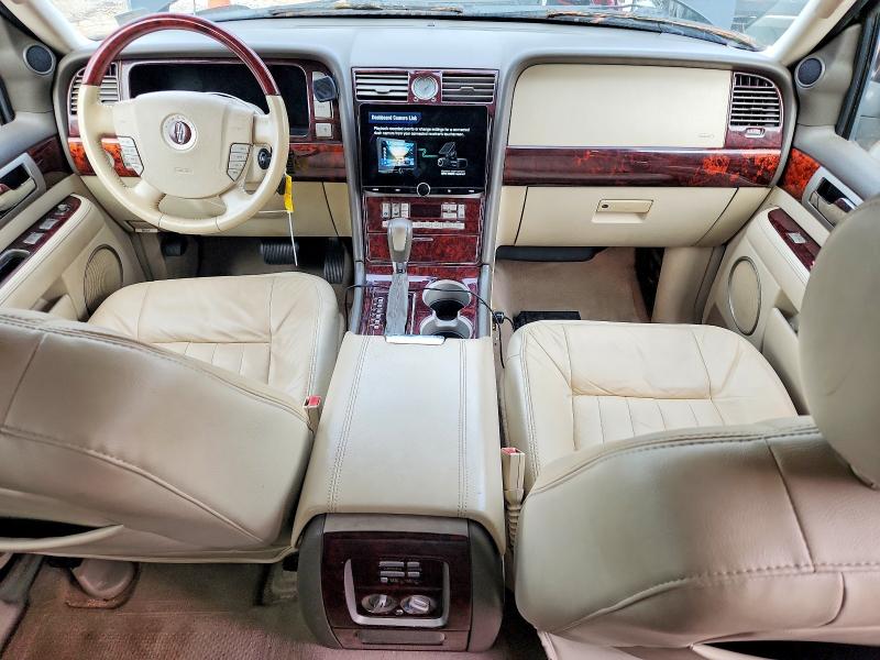 Продажа на аукционе авто 2004 Lincoln Navigator, vin: 5LMFU27R54LJ14345, номер лота: 63396896