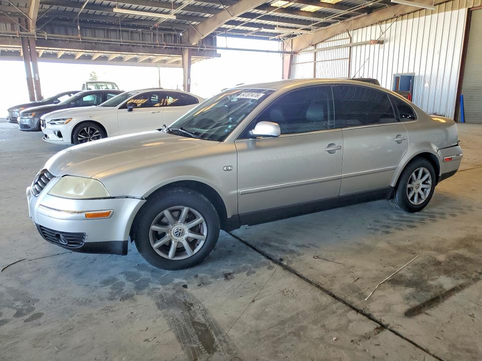 2004 Volkswagen Passat მანქანა იყიდება აუქციონზე, vin: WVWPD63BX4P143148, აუქციონის ნომერი: 64181476