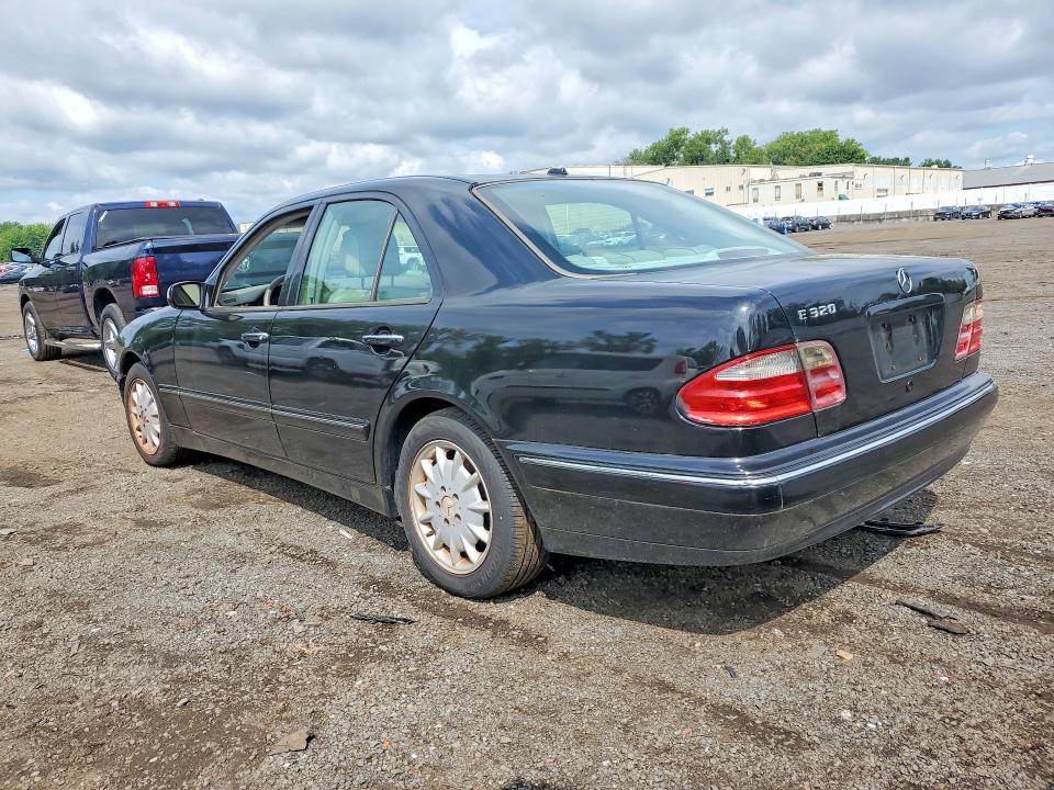 65666546 :رقم المزاد ، WDBJF65J01B340485 vin ، 2001 Mercedes-benz E مزاد بيع