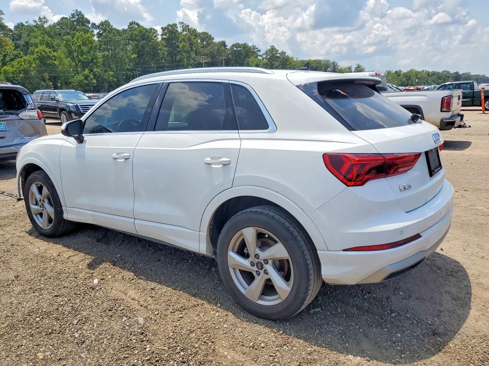 2021 Audi Q3 მანქანა იყიდება აუქციონზე, vin: WA1AUCF33M1144549, აუქციონის ნომერი: 63903946