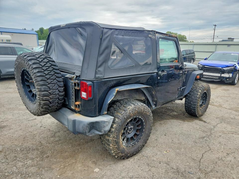 66048036 :رقم المزاد ، 1C4AJWAGXFL698012 vin ، 2015 Jeep Wrangler مزاد بيع