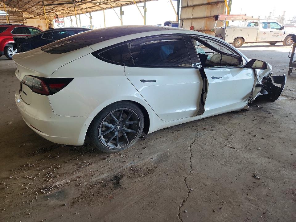 Продажа на аукционе авто 2022 Tesla Model 3, vin: 5YJ3E1EB1NF107307, номер лота: 65731506