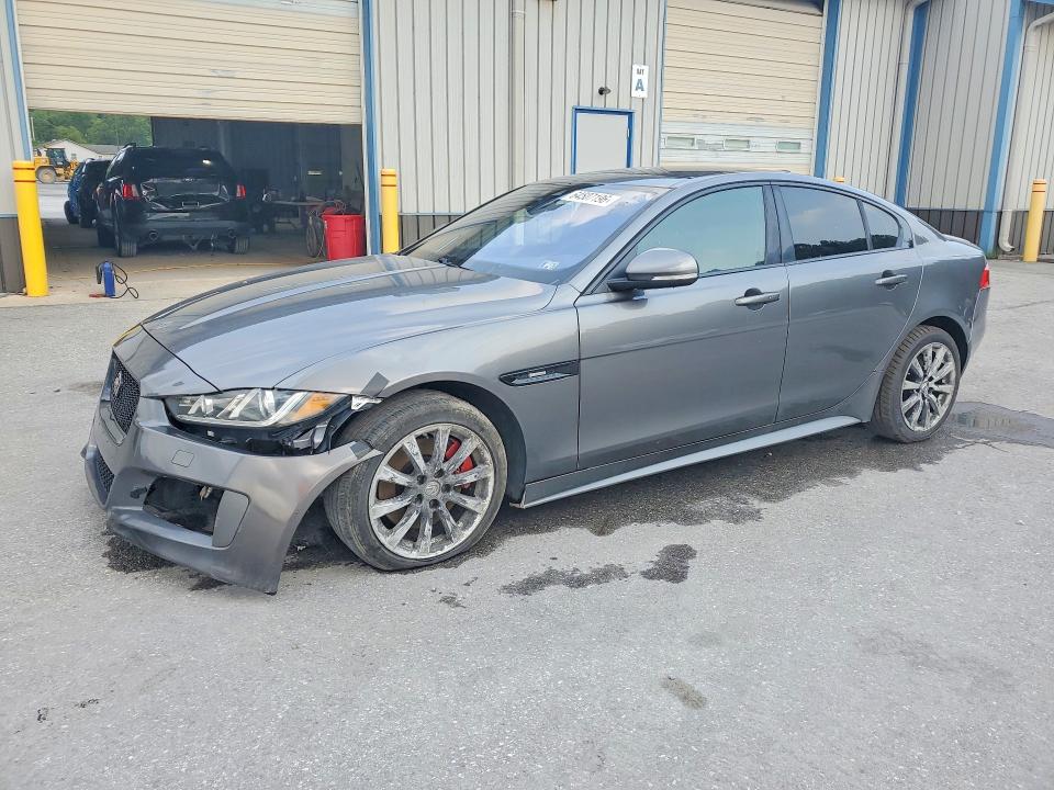 2017 Jaguar Xe მანქანა იყიდება აუქციონზე, vin: SAJAL4BN4HA971585, აუქციონის ნომერი: 64507196