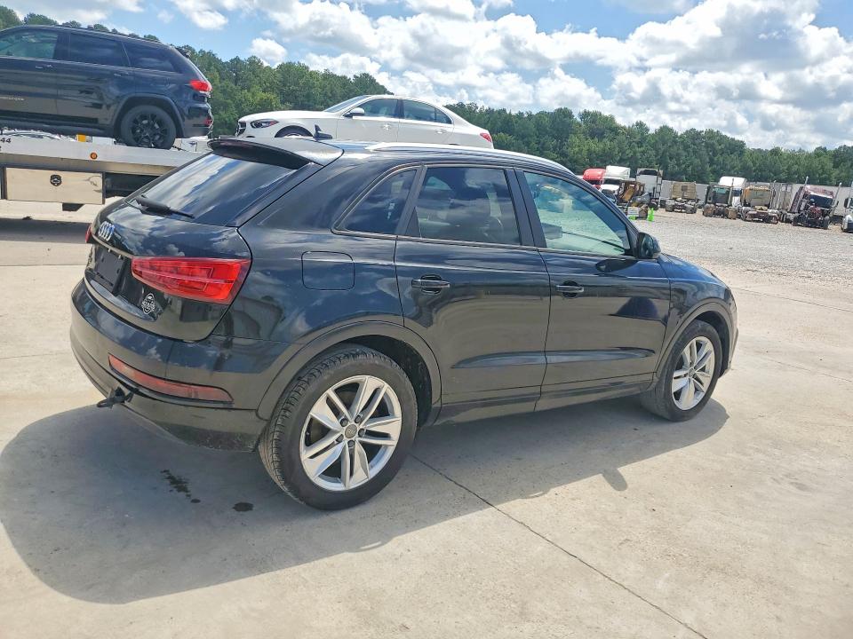 2017 Audi Q3 მანქანა იყიდება აუქციონზე, vin: WA1BCCFSXHR017013, აუქციონის ნომერი: 65003716