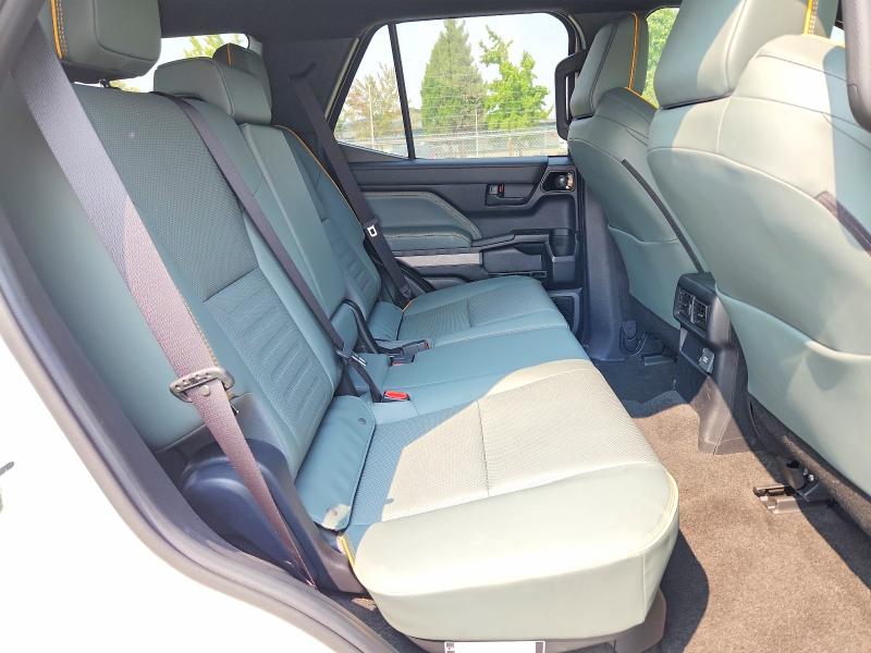 Продажа на аукционе авто 2025 Toyota 4runner, vin: JTEVB5BR8S5006560, номер лота: 60245896