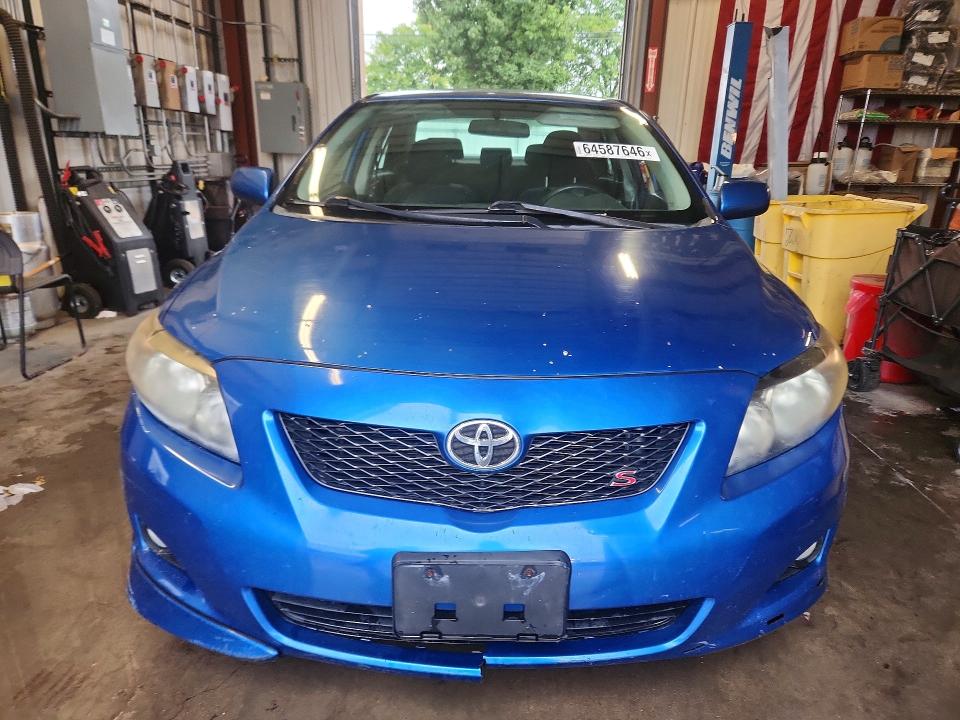 64587646 :رقم المزاد ، 2T1BU4EE5AC431529 vin ، 2010 Toyota Corolla مزاد بيع