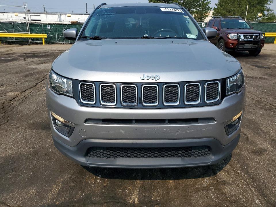 63773726 :رقم المزاد ، 3C4NJCBB5KT851042 vin ، 2019 Jeep Compass مزاد بيع