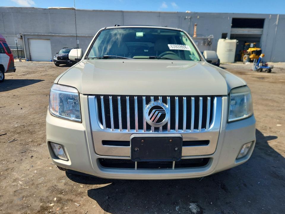 63922806 :رقم المزاد ، 4M2CU97188KJ43521 vin ، 2008 Mercury Mariner مزاد بيع