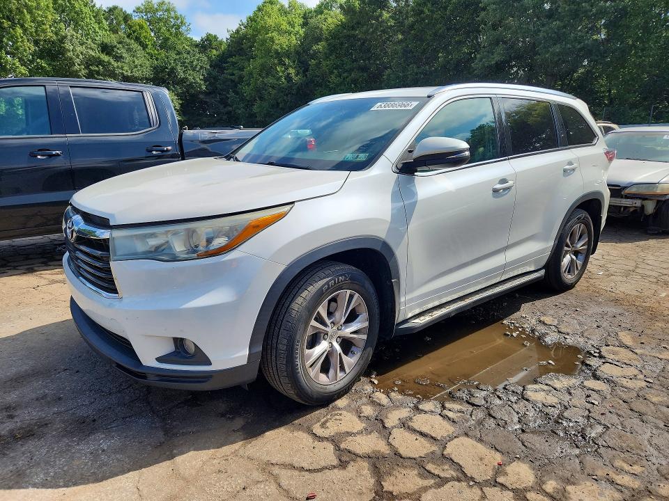2015 Toyota Highlander მანქანა იყიდება აუქციონზე, vin: 5TDJKRFH4FS181870, აუქციონის ნომერი: 63886966