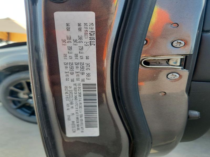 63734876 :رقم المزاد ، 3C4PDCEG5JT319490 vin ، 2018 Dodge Journey مزاد بيع