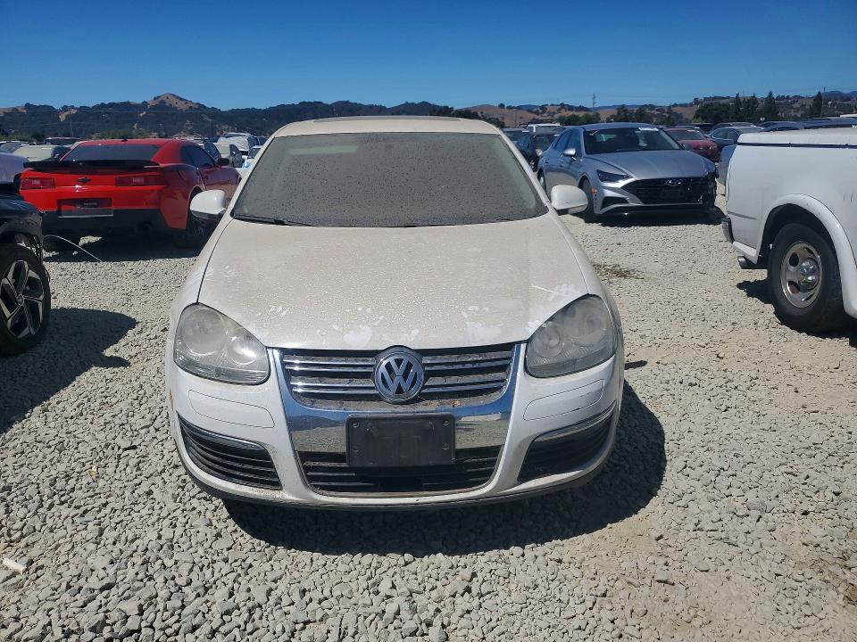 2010 Volkswagen Jetta მანქანა იყიდება აუქციონზე, vin: 3VWRZ7AJ1AM067750, აუქციონის ნომერი: 63265886