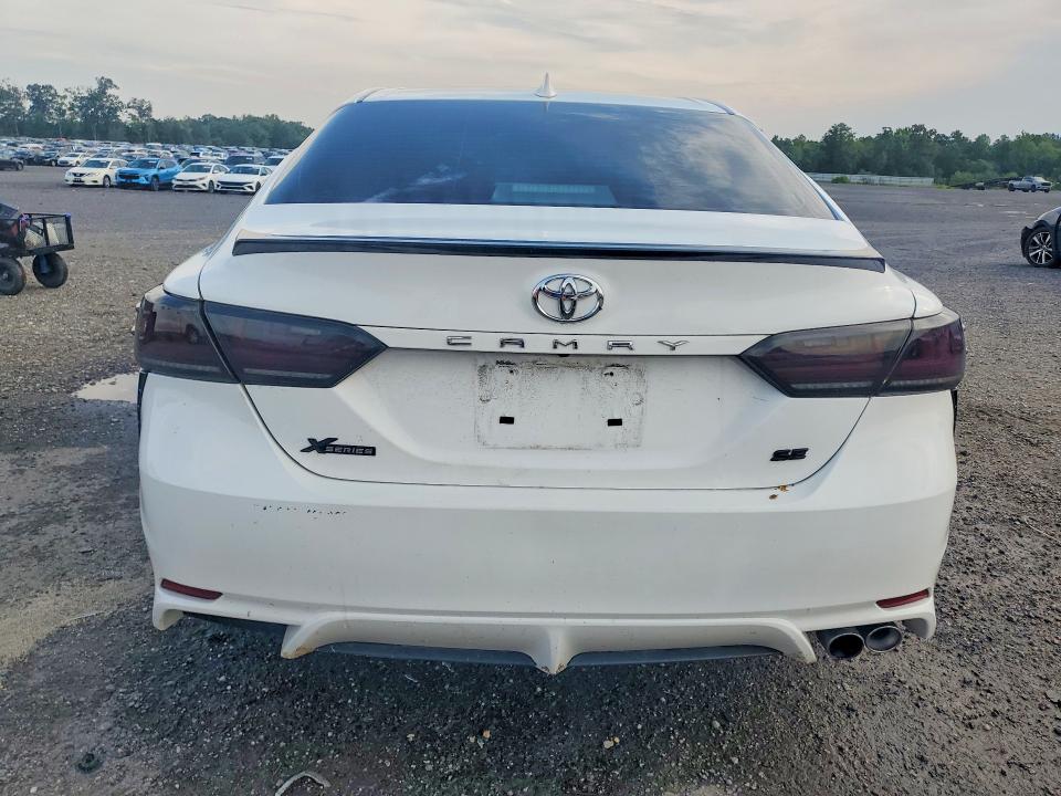 Продажа на аукционе авто 2023 Toyota Camry, vin: 4T1G11AK3PU115921, номер лота: 64604906