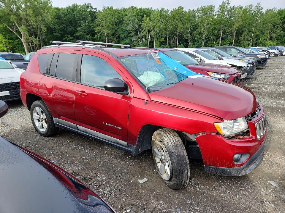 2011 Jeep Compass მანქანა იყიდება აუქციონზე, vin: 1J4NF1FB7BD134139, აუქციონის ნომერი: 65897756
