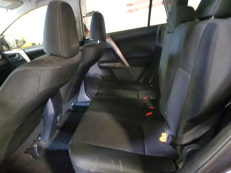 2018 Toyota Rav4 მანქანა იყიდება აუქციონზე, vin: JTMBFREV2JJ261125, აუქციონის ნომერი: 63874686