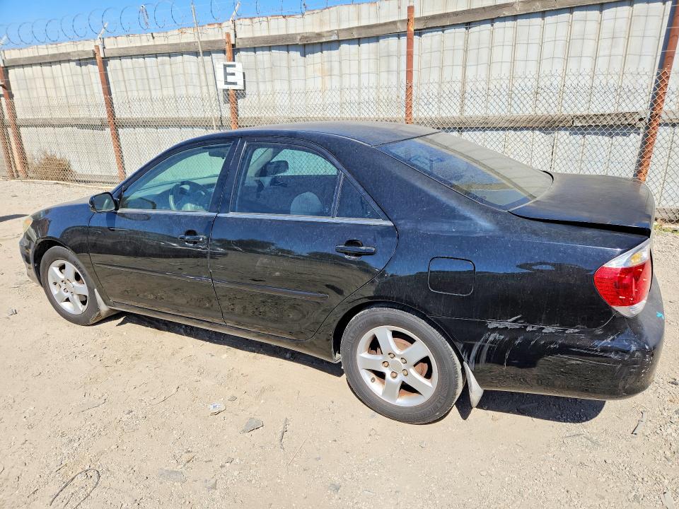 67466476 :رقم المزاد ، 4T1BE30K85U020988 vin ، 2005 Toyota Camry مزاد بيع