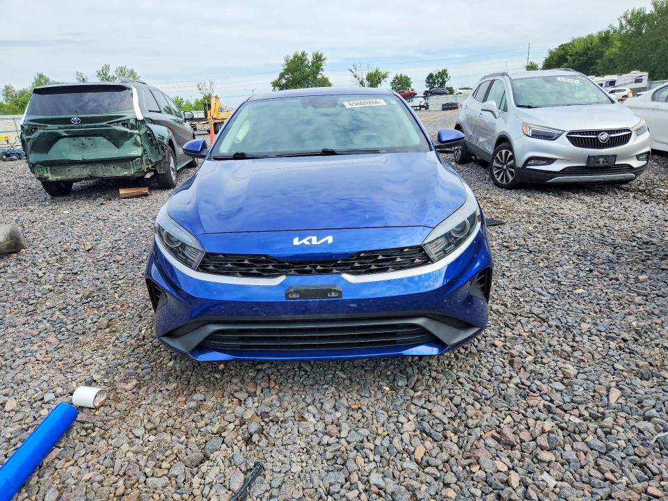 65605266 :رقم المزاد ، 3KPF24AD3NE437146 vin ، 2022 Kia Forte مزاد بيع