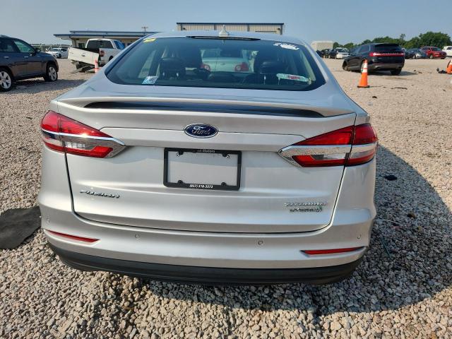 64507466 :رقم المزاد ، 3FA6P0RU9KR187565 vin ، 2019 Ford Fusion مزاد بيع