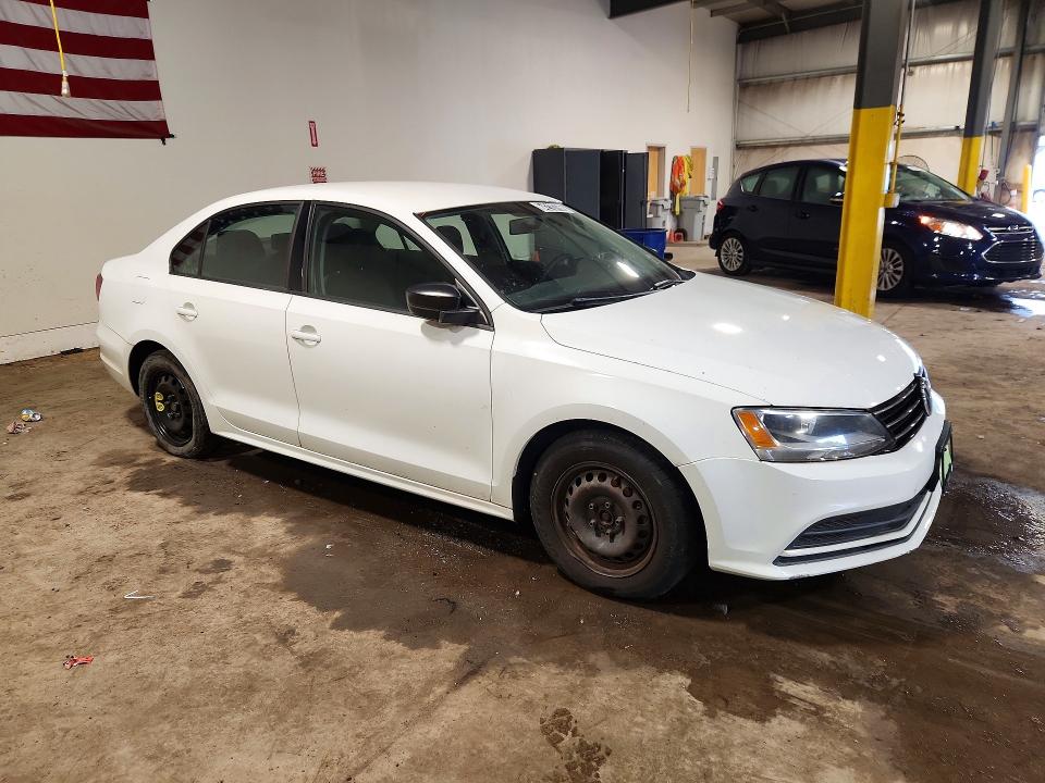 64210766 :رقم المزاد ، 3VW267AJ5GM350560 vin ، 2016 Volkswagen Jetta مزاد بيع
