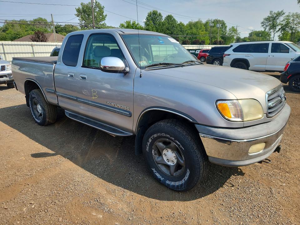 65095356 :رقم المزاد ، 5TBBT44112S244632 vin ، 2002 Toyota Tundra مزاد بيع