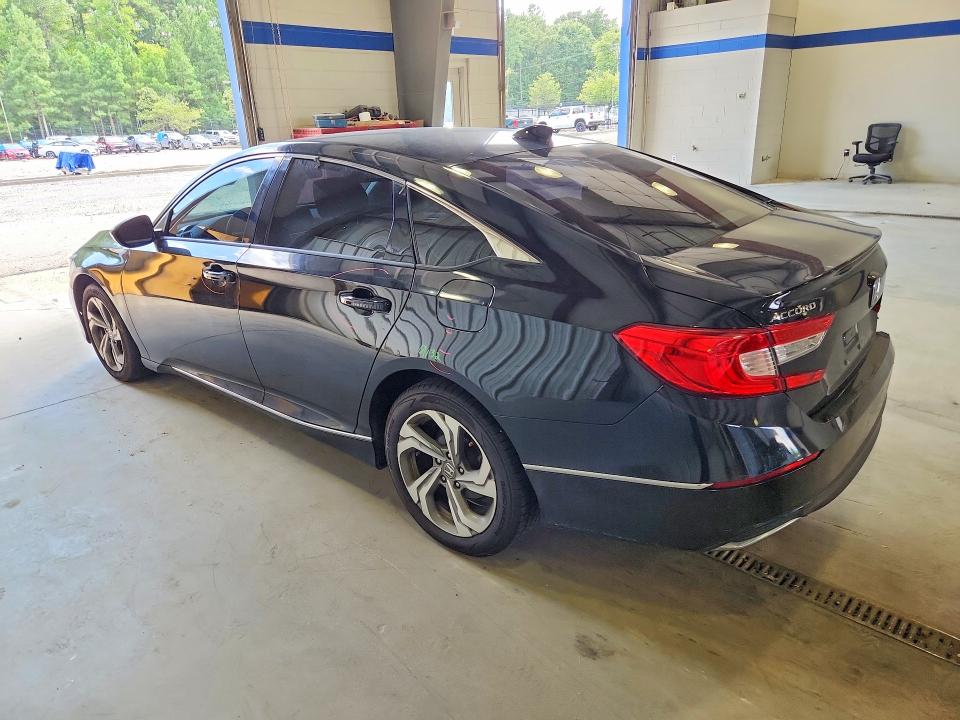 66269046 :رقم المزاد ، 1HGCV1F46JA241072 vin ، 2018 Honda Accord مزاد بيع