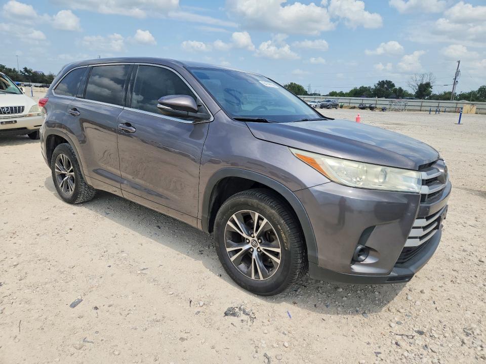 Продаж на аукціоні авто 2018 Toyota Highlander, vin: 5TDZARFH4JS034253, номер лоту: 64144156