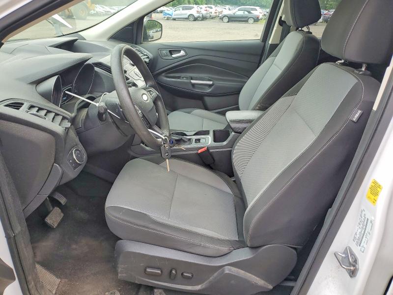 64693866 :رقم المزاد ، 1FMCU0GD0HUE77134 vin ، 2017 Ford Escape مزاد بيع