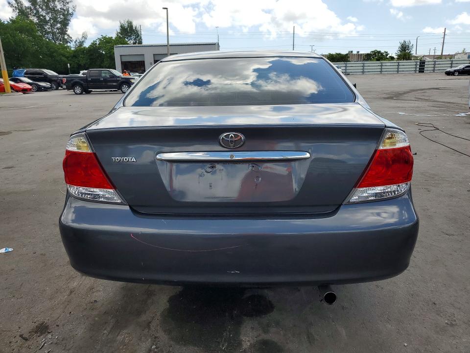 2005 Toyota Camry მანქანა იყიდება აუქციონზე, vin: 4T1BE32K05U503288, აუქციონის ნომერი: 64606766