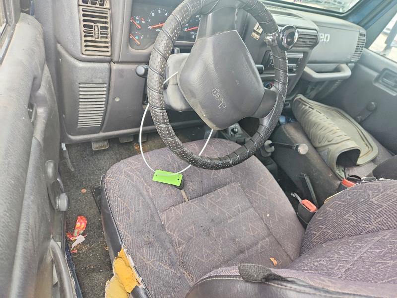 Продажа на аукционе авто 2001 Jeep Wrangler / Tj, vin: 1J4FA29P71P340090, номер лота: 64273306