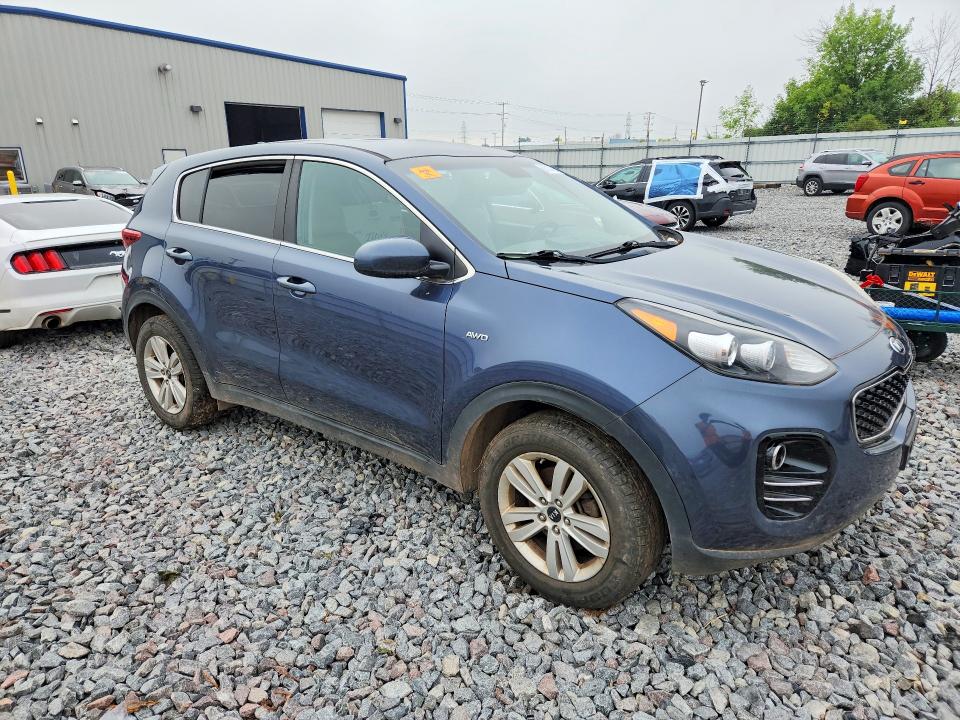 63773496 :رقم المزاد ، KNDPMCACXH7247400 vin ، 2017 Kia Sportage مزاد بيع